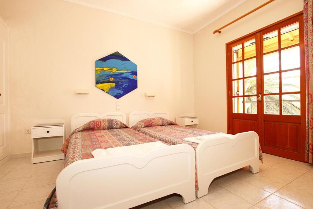 Pool Villa Grigoris Aspiotades 外观 照片